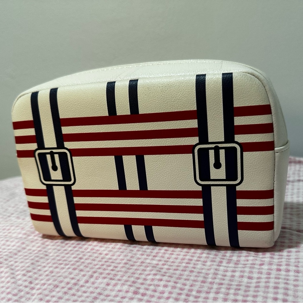 Makeup bag - Picture 2 of 2